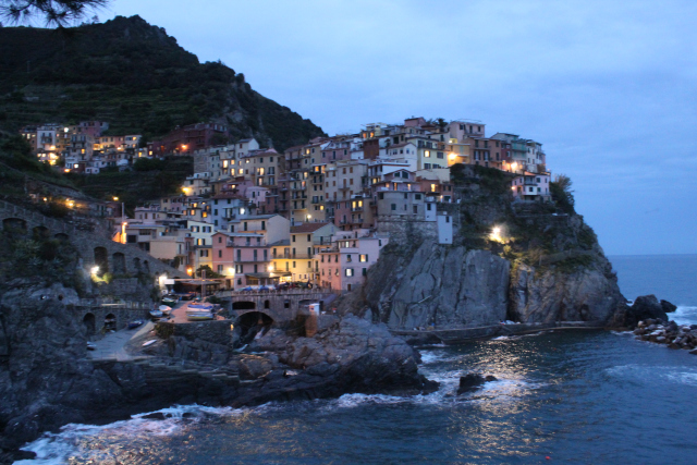 Traveling: Unlocking Como Lake and Cinque Terre, Italy Traveling: Unlocking Como Lake and Cinque Terre, Italy