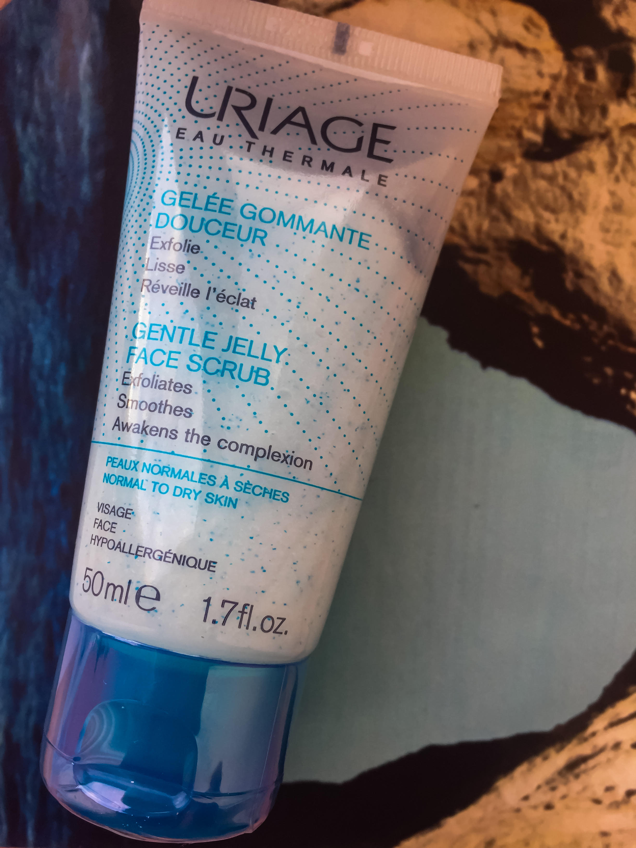 Exfoliation in Collaboration with Uriage REVIEWS Uriage Gently