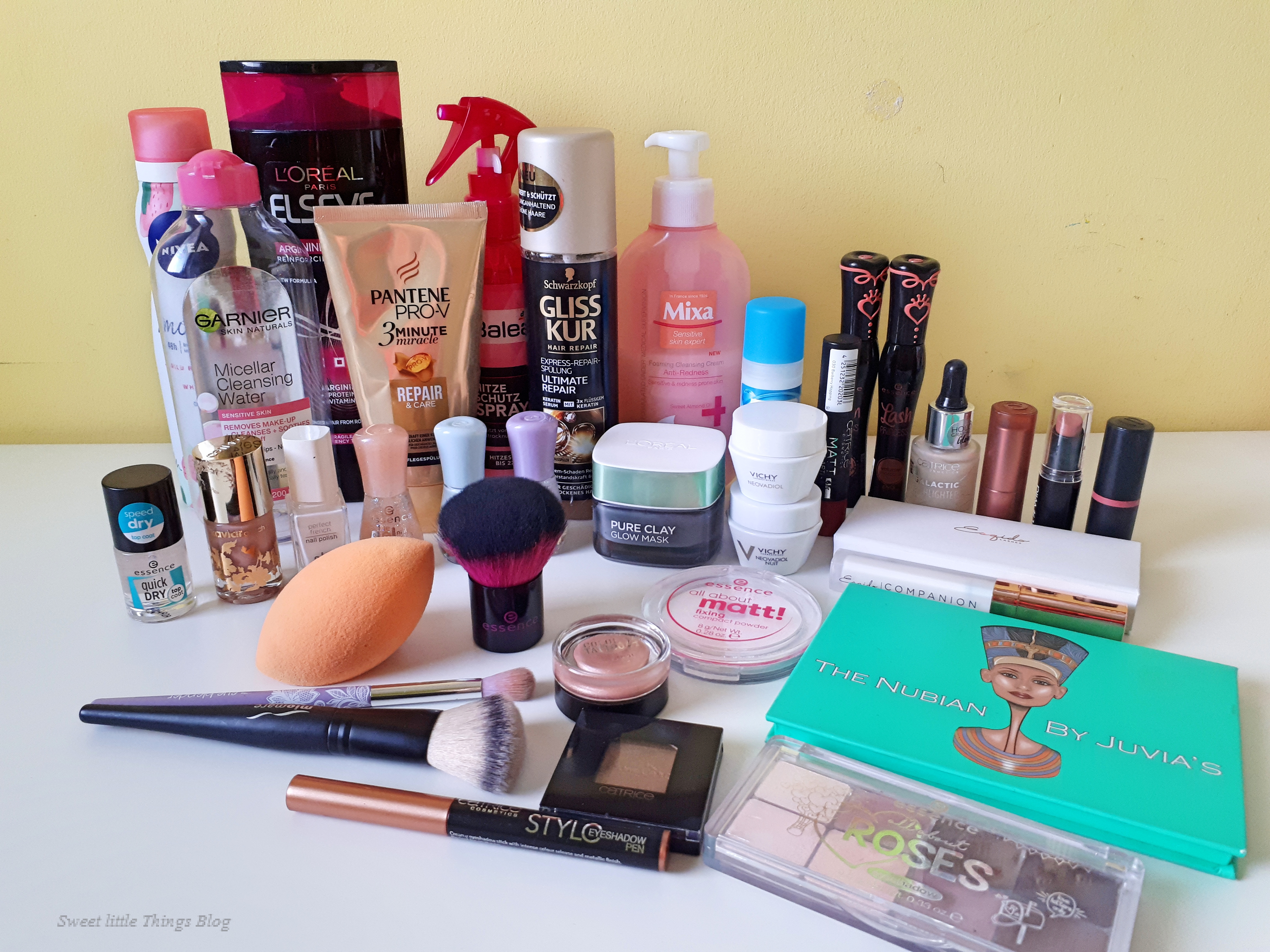 FAVOURITE BEAUTY PRODUCTS OF 2018 FAVOURITE BEAUTY PRODUCTS OF 2018